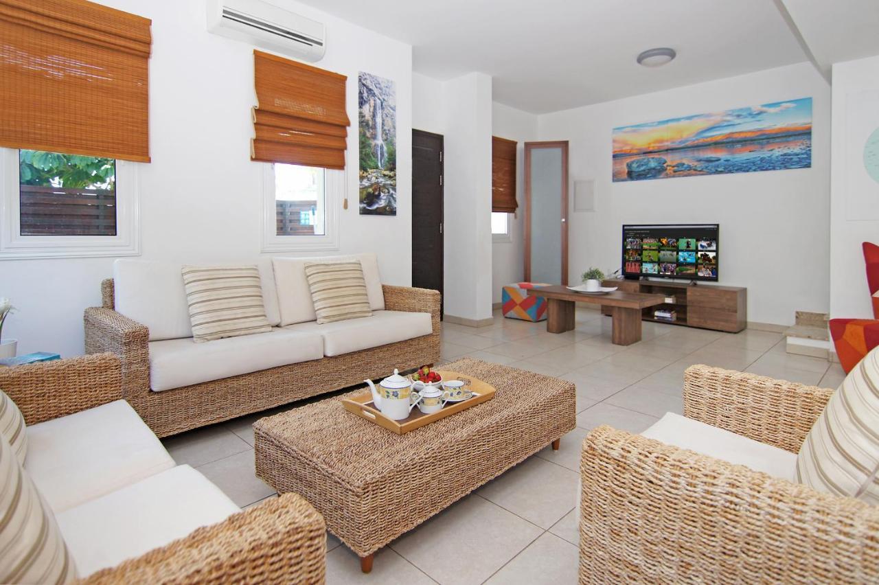 Villa Amy โปรทาราส ภายนอก รูปภาพ