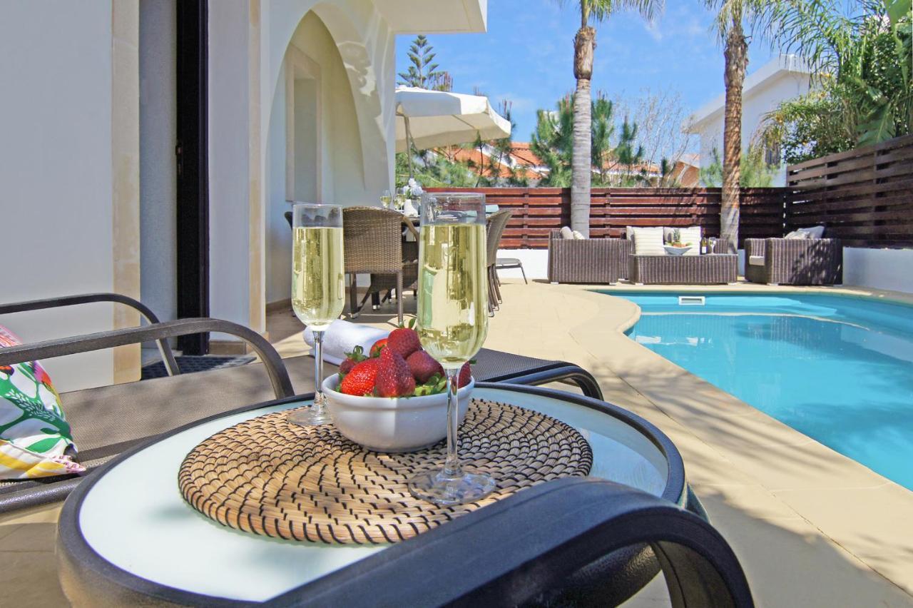 Villa Amy โปรทาราส ภายนอก รูปภาพ